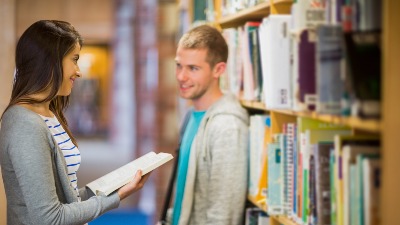 Udvaranje za najhrabrije: Stihovi za žene